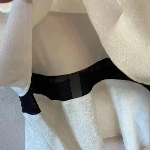 Brand new! EXPRESS Women’s Layered Blouse - Picture 5 of 11